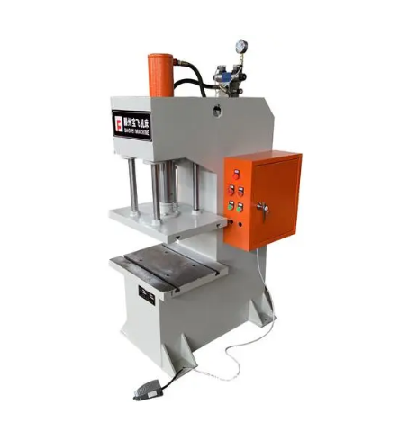 沖壓機(jī)用步進(jìn)電機(jī)控制方案 沖壓機(jī)用步進(jìn)電機(jī)控制方案